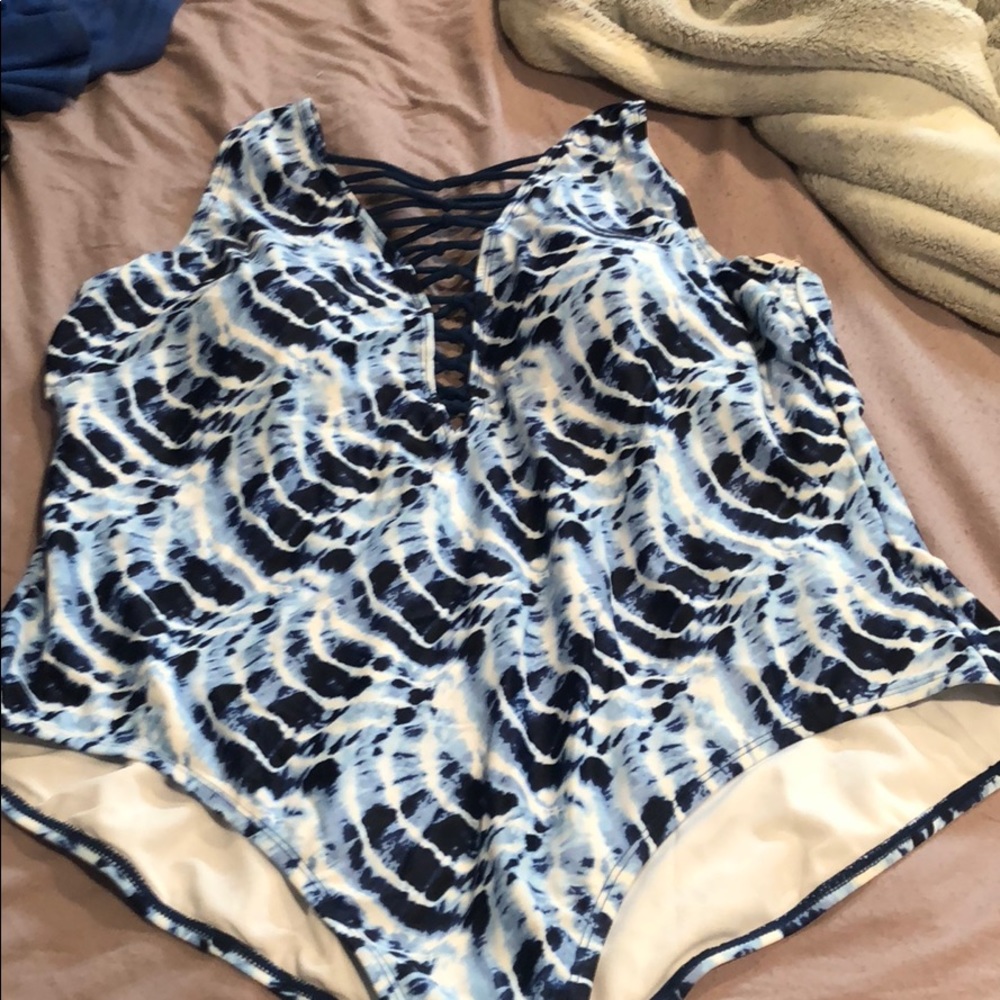 Adorable blue tie-dye bathing suit